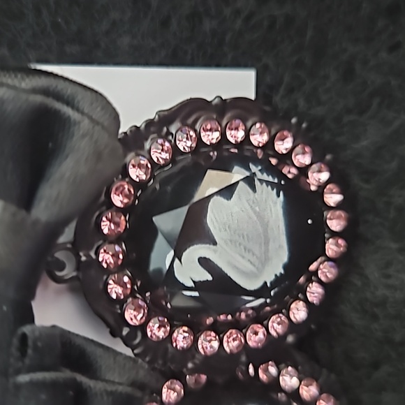 Betsey Johnson Black Bow & Vintage Look Swan Picture Frame Drop Earrings NWT - Picture 4 of 5